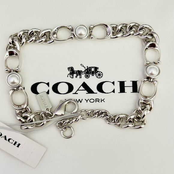 💰SOLD💰Coach Signature Kissing C's Bracelet - Picture 4 of 11